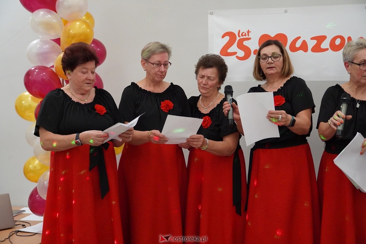 Spotkanie  kulturą malowane - kultywowanie zwyczajów i muzyki biesiadnej  [20.10.2024] - zdjęcie #72 - eOstroleka.pl