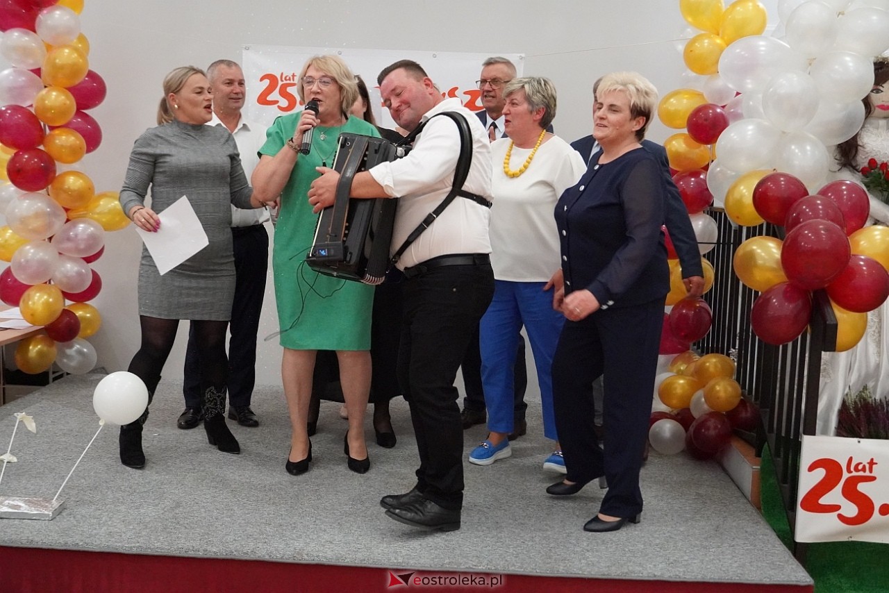 Spotkanie  kulturą malowane - kultywowanie zwyczajów i muzyki biesiadnej  [20.10.2024] - zdjęcie #64 - eOstroleka.pl