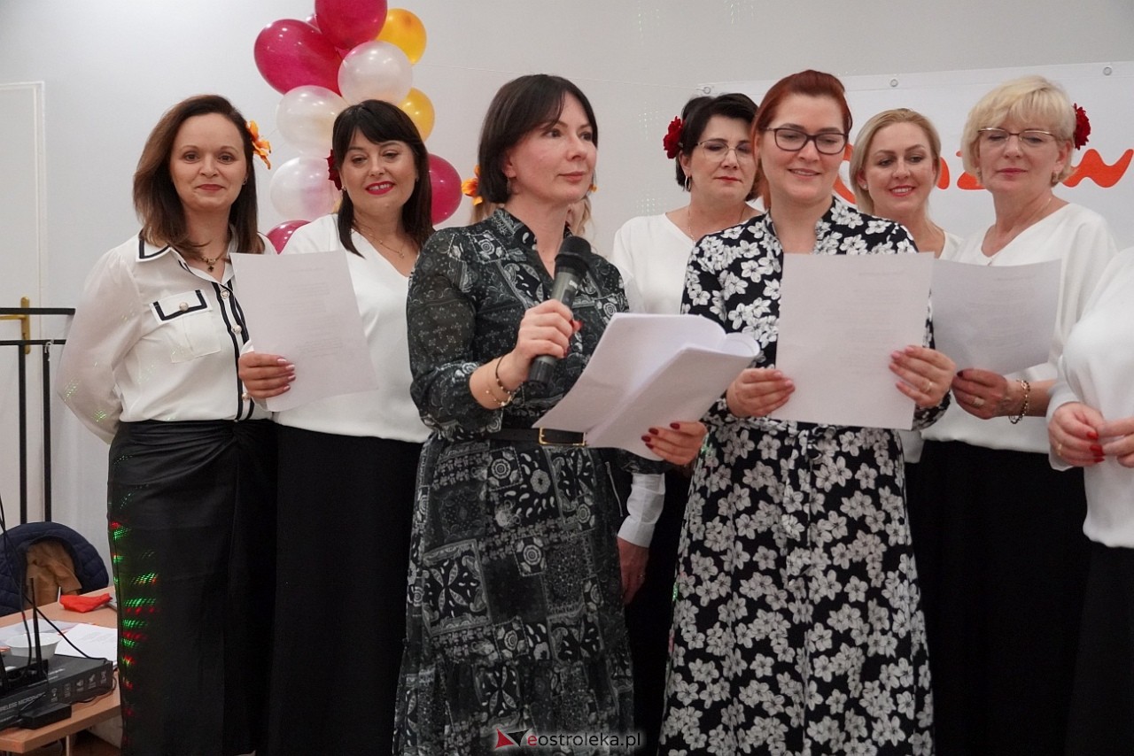 Spotkanie  kulturą malowane - kultywowanie zwyczajów i muzyki biesiadnej  [20.10.2024] - zdjęcie #61 - eOstroleka.pl