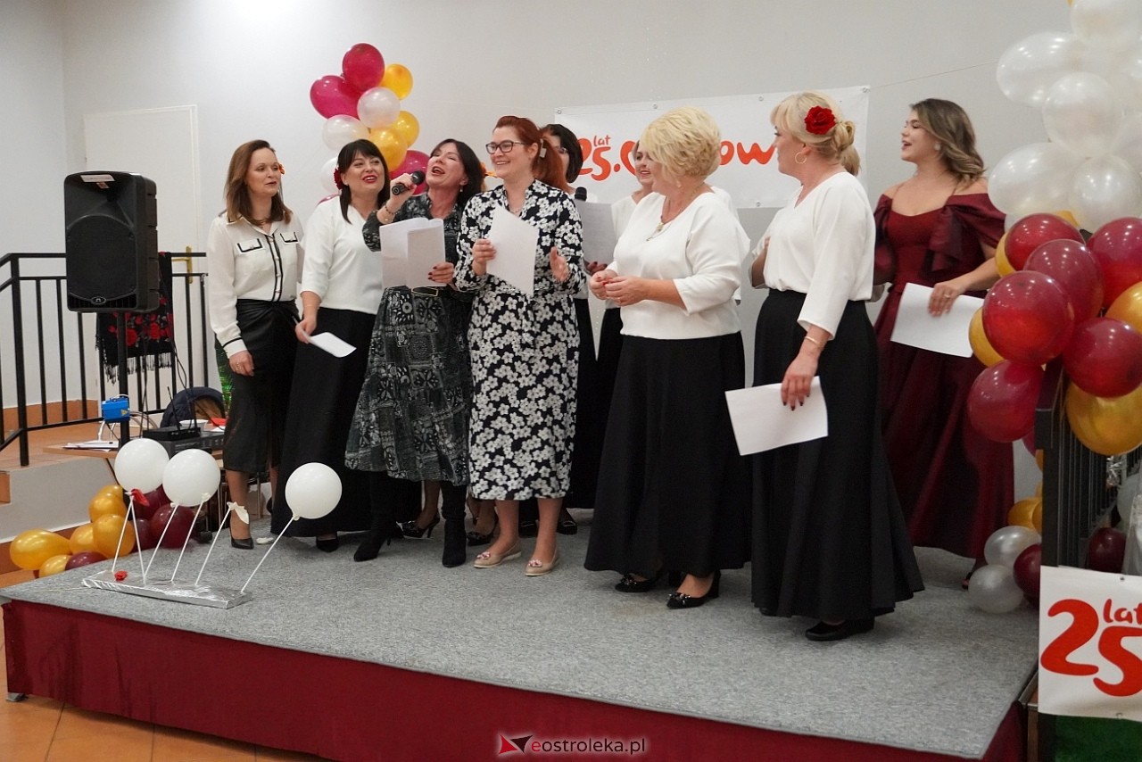 Spotkanie  kulturą malowane - kultywowanie zwyczajów i muzyki biesiadnej  [20.10.2024] - zdjęcie #59 - eOstroleka.pl