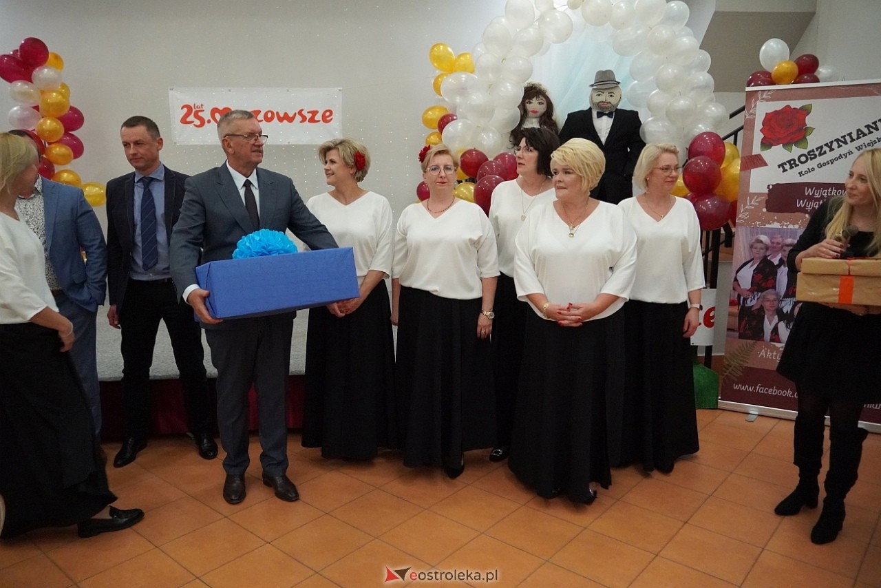 Spotkanie  kulturą malowane - kultywowanie zwyczajów i muzyki biesiadnej  [20.10.2024] - zdjęcie #2 - eOstroleka.pl