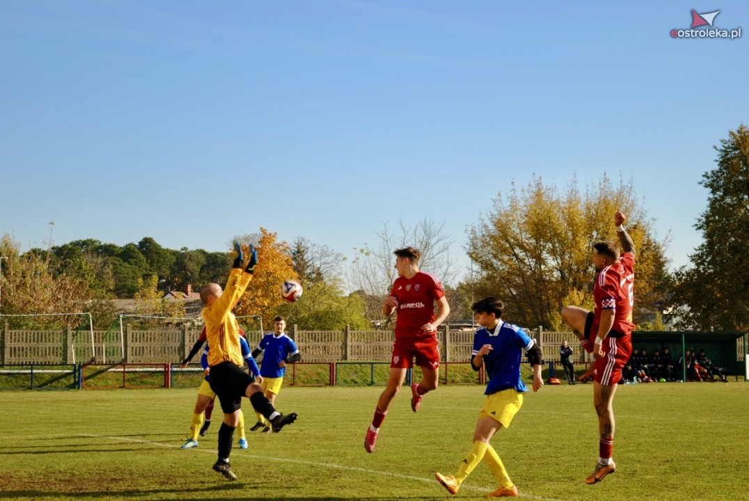 Narew II Ostrołęka - GKS Łyse 2:0 [20.10.2024] - zdjęcie #43 - eOstroleka.pl