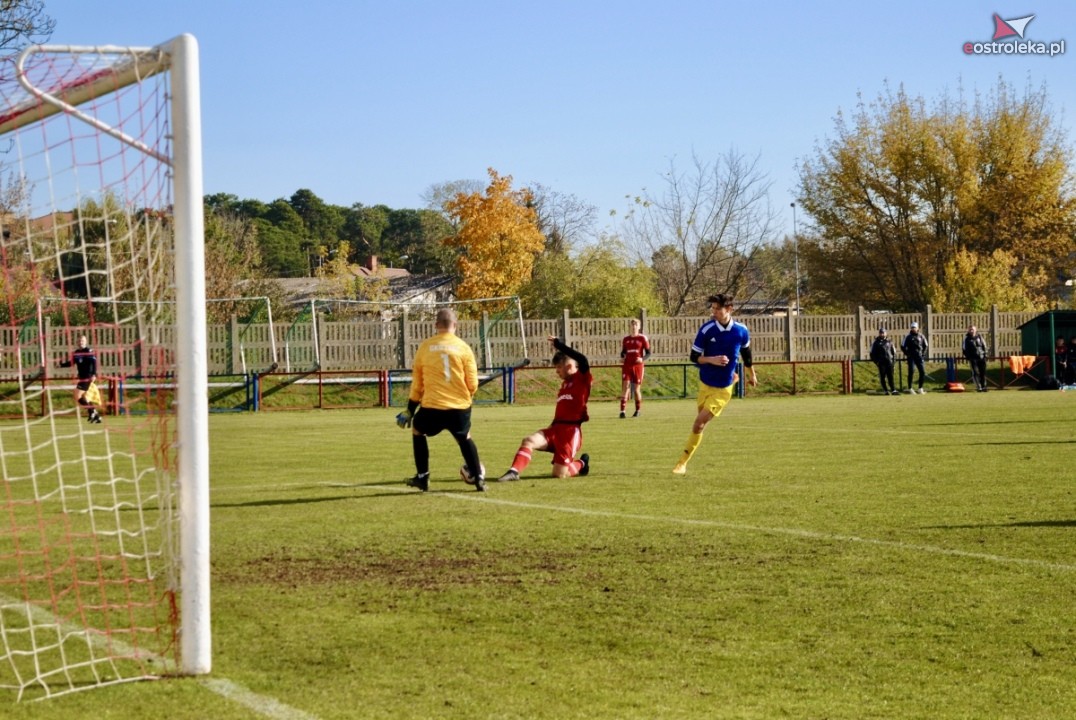 Narew II Ostrołęka - GKS Łyse 2:0 [20.10.2024] - zdjęcie #42 - eOstroleka.pl