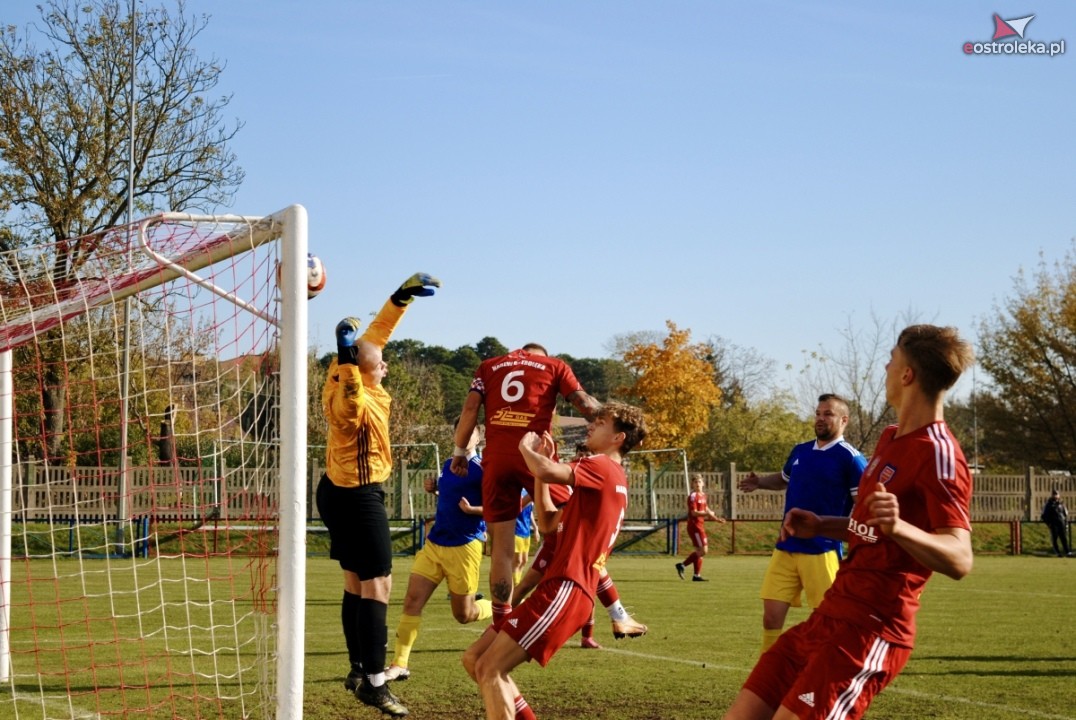 Narew II Ostrołęka - GKS Łyse 2:0 [20.10.2024] - zdjęcie #15 - eOstroleka.pl