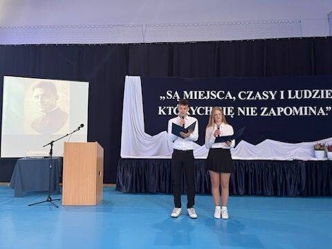 13. rocznica śmierci sierżanta Mariusza Deptuły [23.10.2024] - zdjęcie #8 - eOstroleka.pl