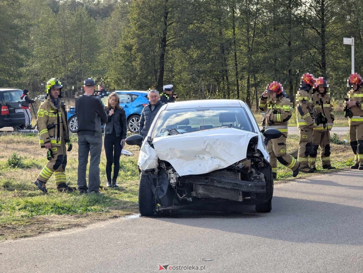 Wypadek w Olszewie-Borkach [23.10.2024] - zdjęcie #4 - eOstroleka.pl