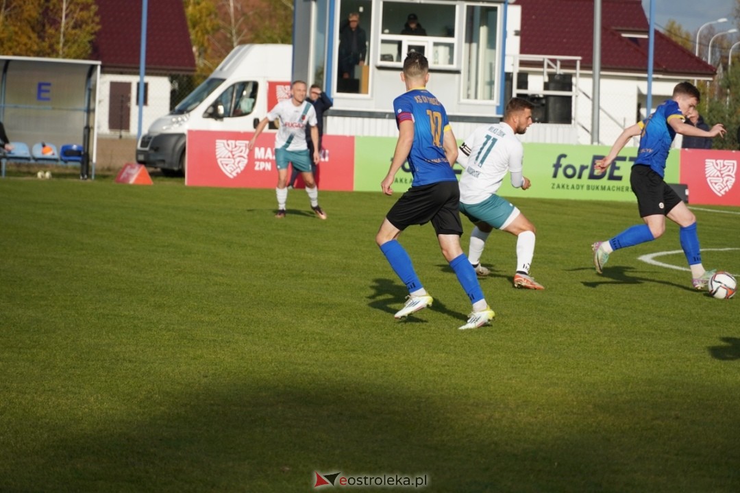 Finał Pucharu Polski KS CK Troszyn - Żbik Nasielsk [23.10.2024] - zdjęcie #158 - eOstroleka.pl