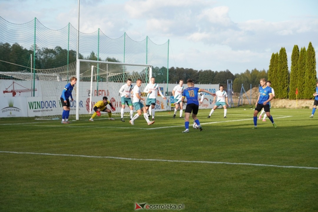 Finał Pucharu Polski KS CK Troszyn - Żbik Nasielsk [23.10.2024] - zdjęcie #146 - eOstroleka.pl