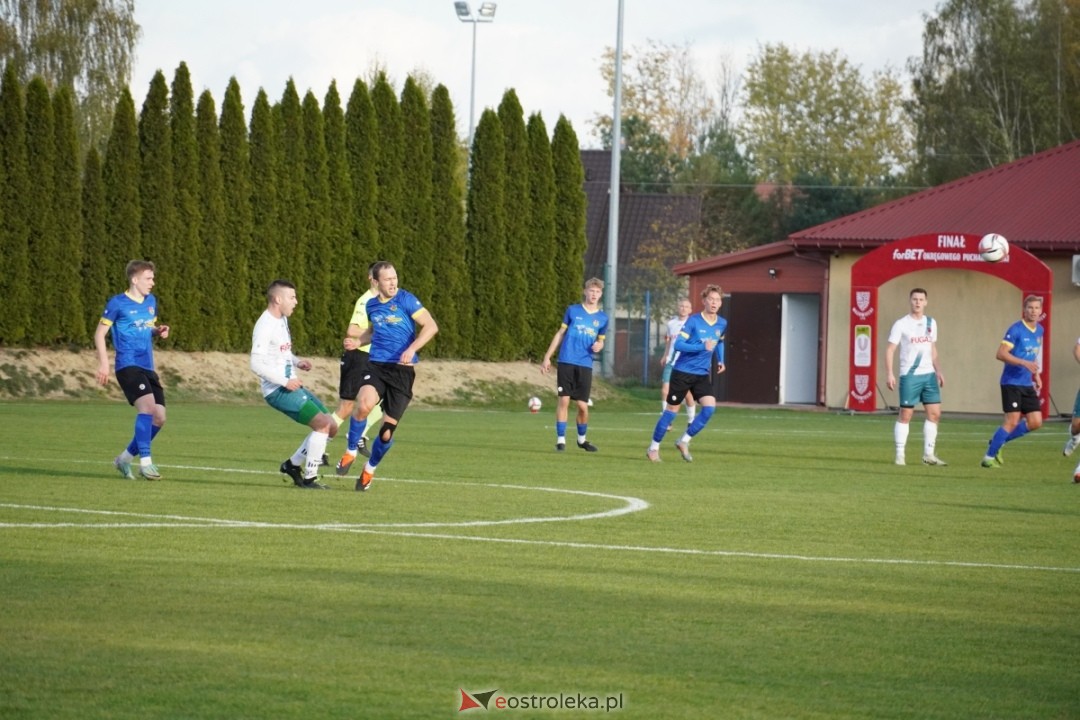 Finał Pucharu Polski KS CK Troszyn - Żbik Nasielsk [23.10.2024] - zdjęcie #145 - eOstroleka.pl