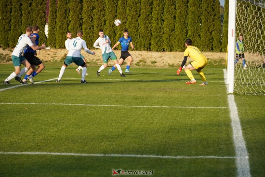 Finał Pucharu Polski KS CK Troszyn - Żbik Nasielsk [23.10.2024] - zdjęcie #101 - eOstroleka.pl