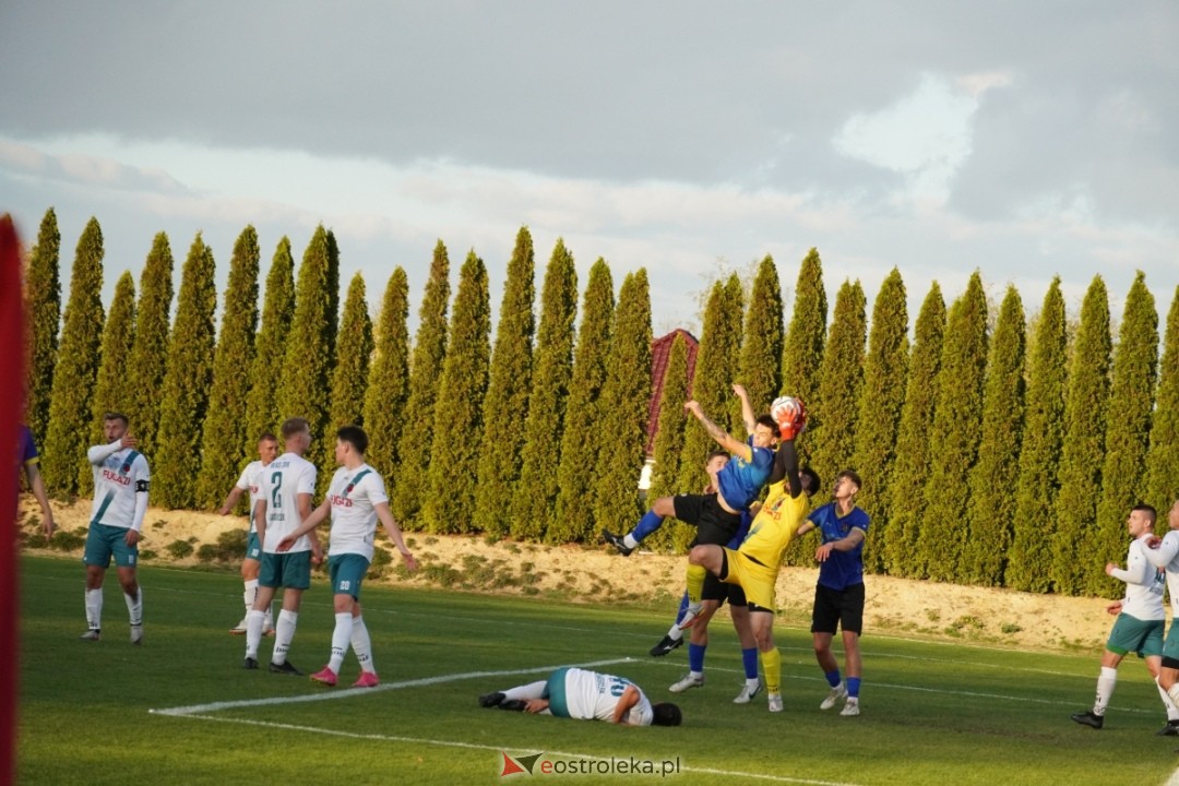 Finał Pucharu Polski KS CK Troszyn - Żbik Nasielsk [23.10.2024] - zdjęcie #88 - eOstroleka.pl