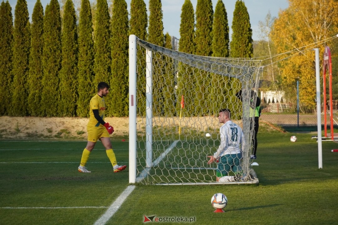 Finał Pucharu Polski KS CK Troszyn - Żbik Nasielsk [23.10.2024] - zdjęcie #87 - eOstroleka.pl