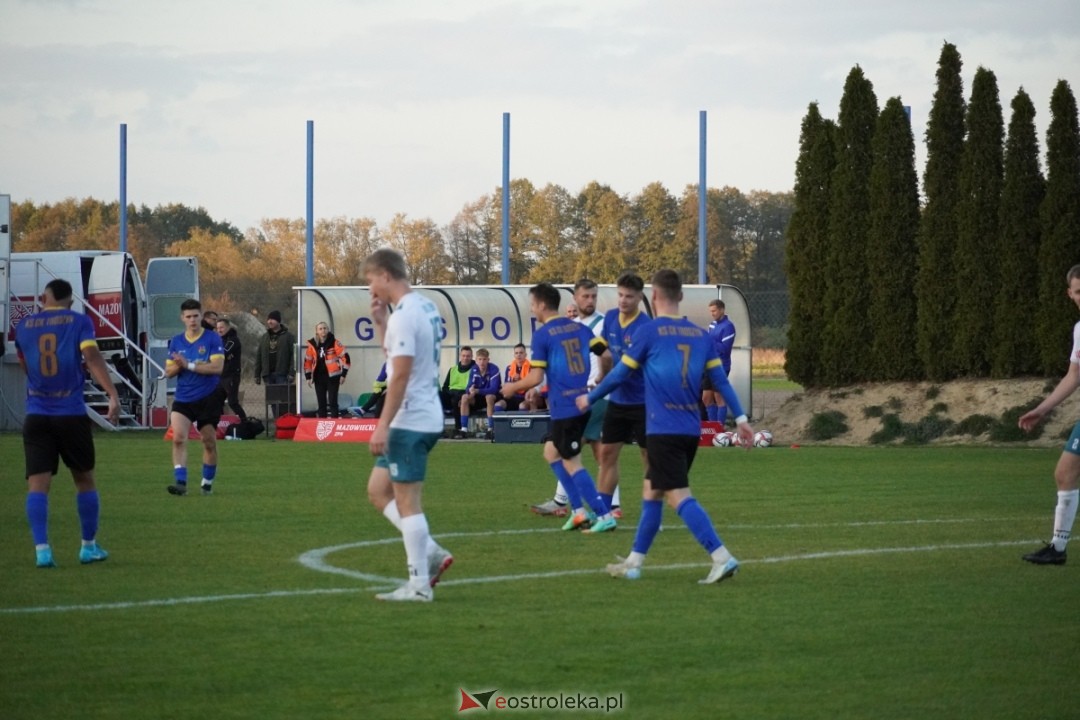 Finał Pucharu Polski KS CK Troszyn - Żbik Nasielsk [23.10.2024] - zdjęcie #82 - eOstroleka.pl