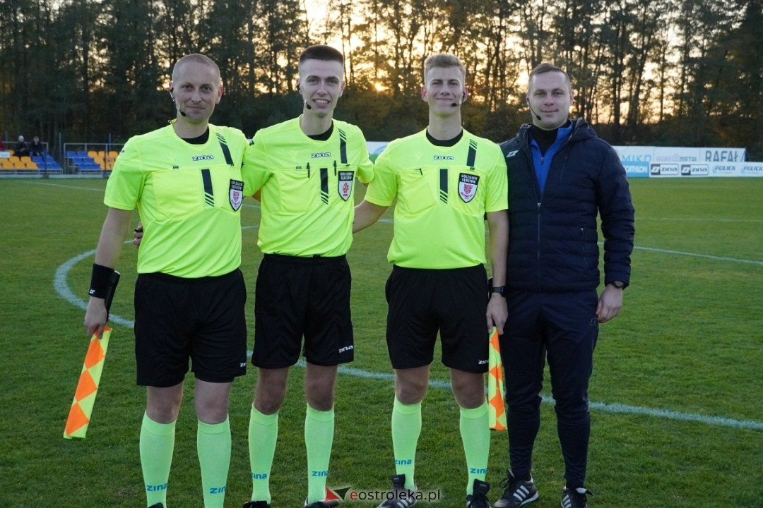 Finał Pucharu Polski KS CK Troszyn - Żbik Nasielsk [23.10.2024] - zdjęcie #80 - eOstroleka.pl