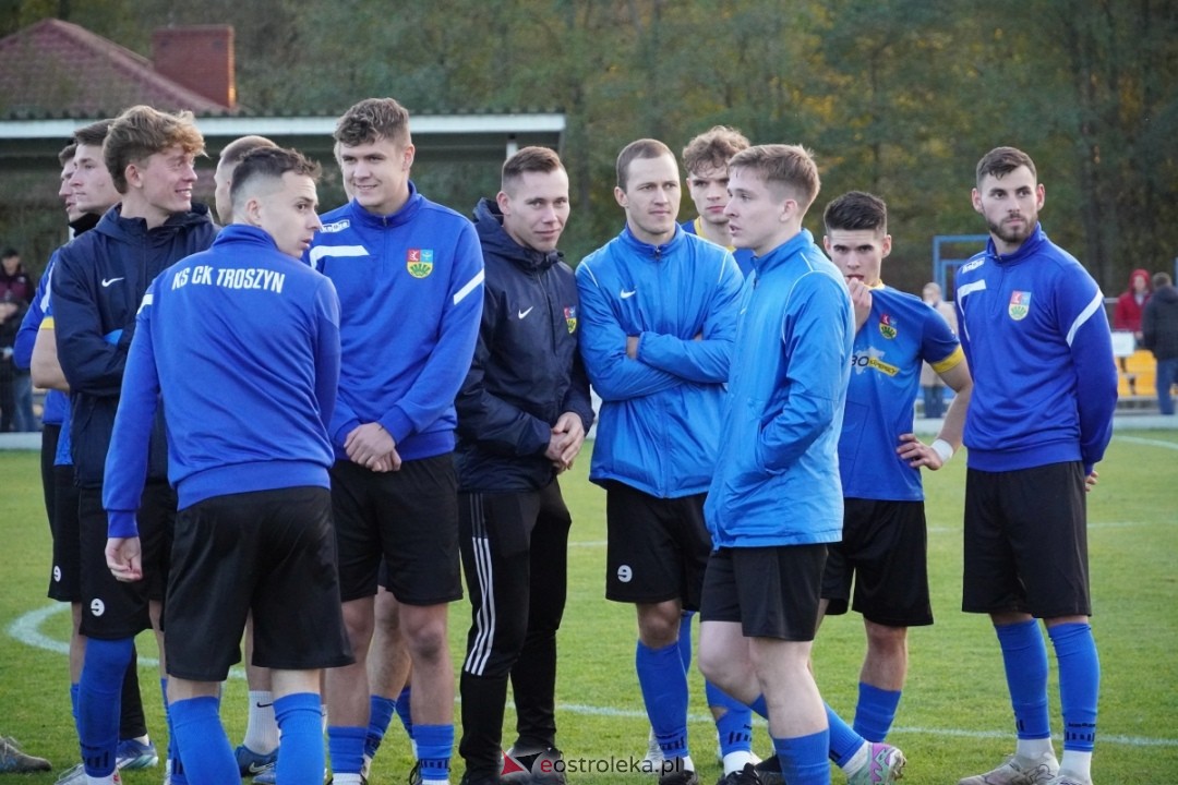 Finał Pucharu Polski KS CK Troszyn - Żbik Nasielsk [23.10.2024] - zdjęcie #79 - eOstroleka.pl