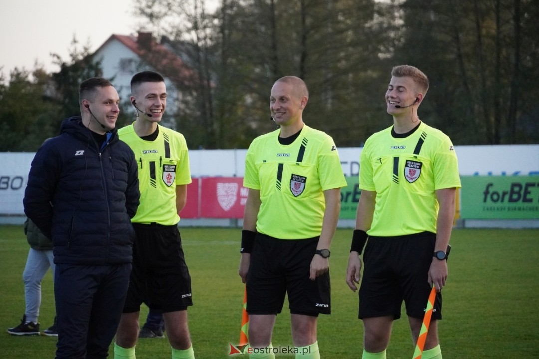 Finał Pucharu Polski KS CK Troszyn - Żbik Nasielsk [23.10.2024] - zdjęcie #72 - eOstroleka.pl