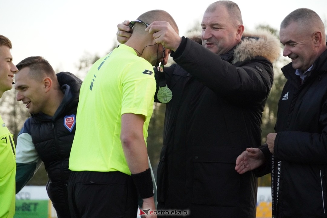 Finał Pucharu Polski KS CK Troszyn - Żbik Nasielsk [23.10.2024] - zdjęcie #53 - eOstroleka.pl