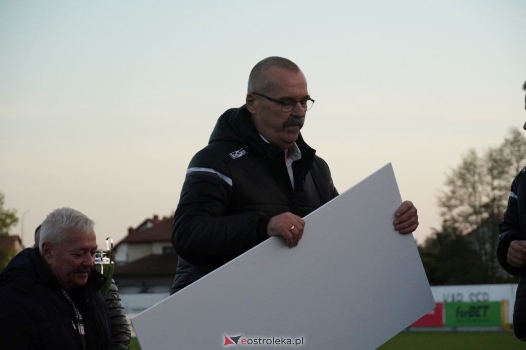 Finał Pucharu Polski KS CK Troszyn - Żbik Nasielsk [23.10.2024] - zdjęcie #37 - eOstroleka.pl