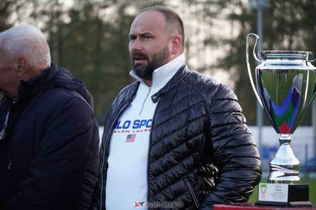 Finał Pucharu Polski KS CK Troszyn - Żbik Nasielsk [23.10.2024] - zdjęcie #32 - eOstroleka.pl