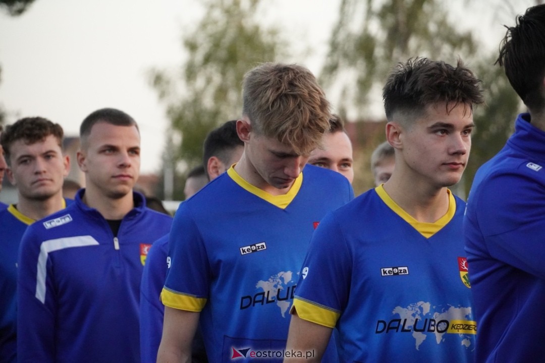 Finał Pucharu Polski KS CK Troszyn - Żbik Nasielsk [23.10.2024] - zdjęcie #25 - eOstroleka.pl