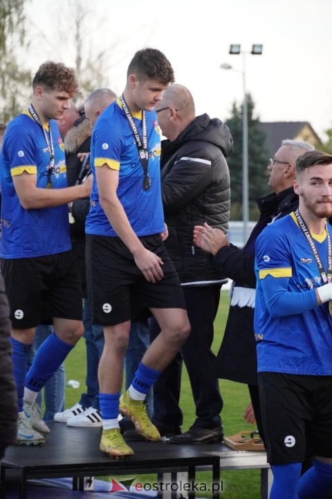 Finał Pucharu Polski KS CK Troszyn - Żbik Nasielsk [23.10.2024] - zdjęcie #22 - eOstroleka.pl