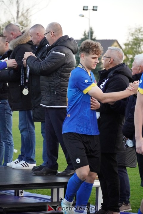 Finał Pucharu Polski KS CK Troszyn - Żbik Nasielsk [23.10.2024] - zdjęcie #21 - eOstroleka.pl