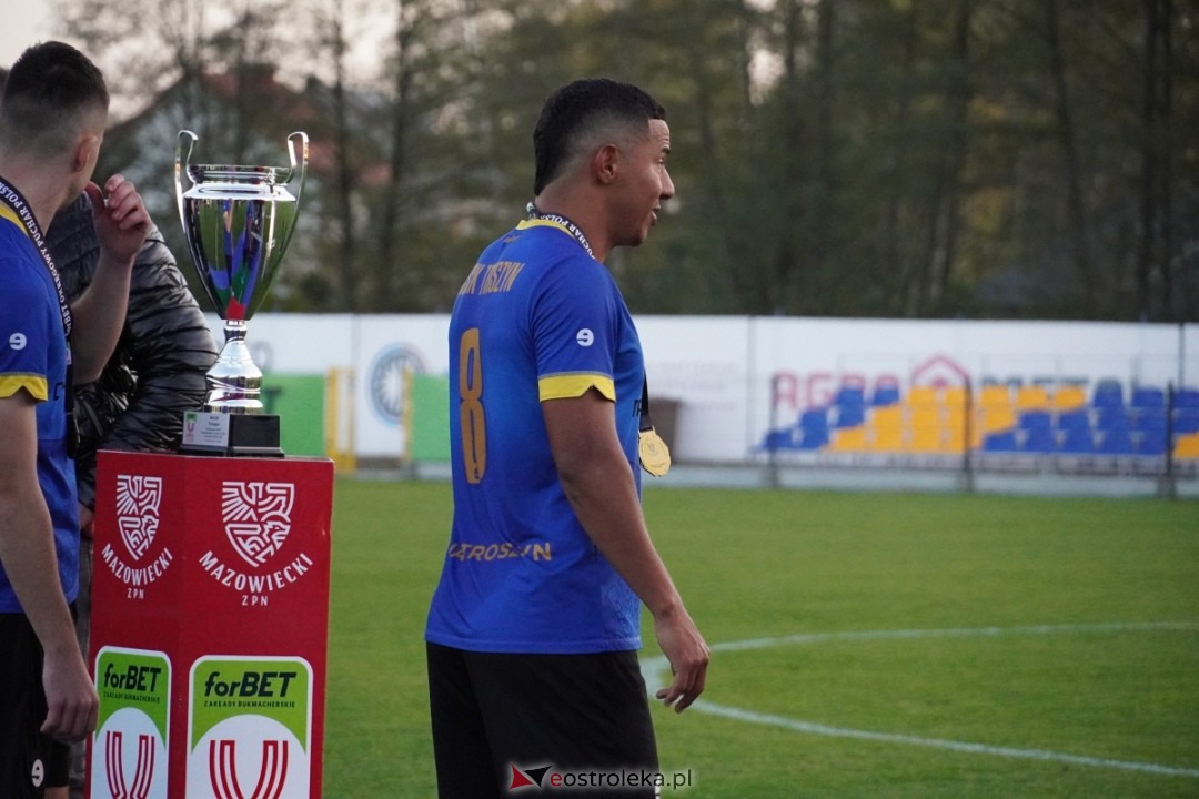 Finał Pucharu Polski KS CK Troszyn - Żbik Nasielsk [23.10.2024] - zdjęcie #18 - eOstroleka.pl