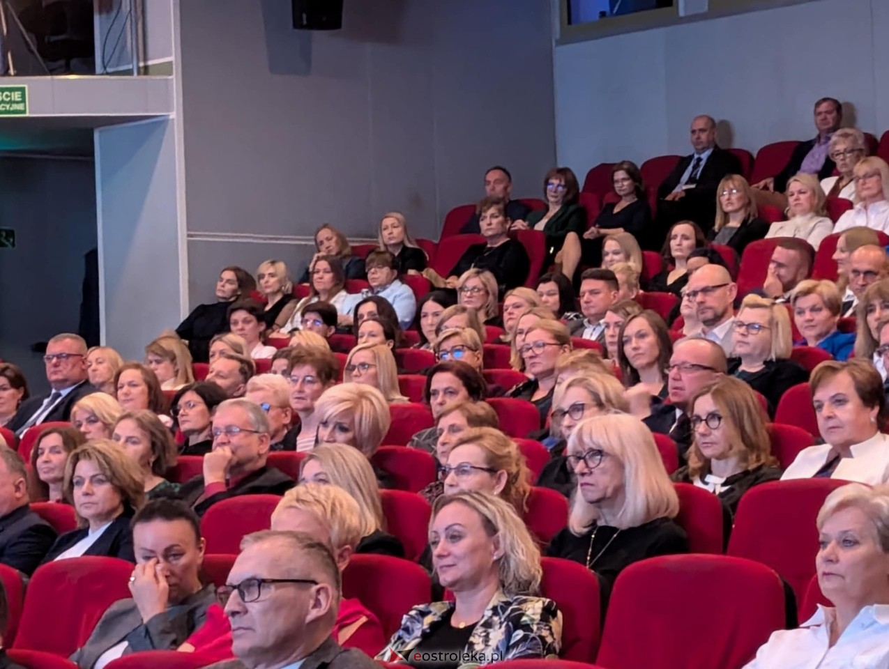 Gala wręczenia nagród - Dzień Nauczyciela 2024 [24.10.2024] - zdjęcie #116 - eOstroleka.pl