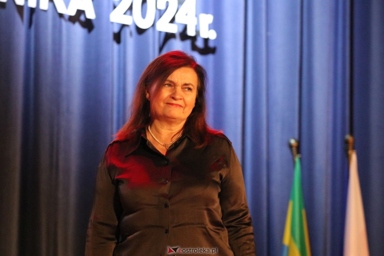 Gala wręczenia nagród - Dzień Nauczyciela 2024 [24.10.2024] - zdjęcie #106 - eOstroleka.pl