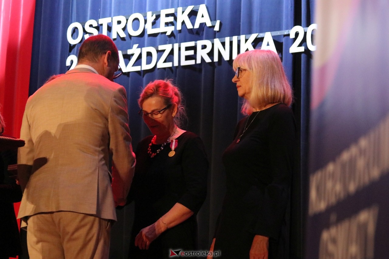 Gala wręczenia nagród - Dzień Nauczyciela 2024 [24.10.2024] - zdjęcie #9 - eOstroleka.pl