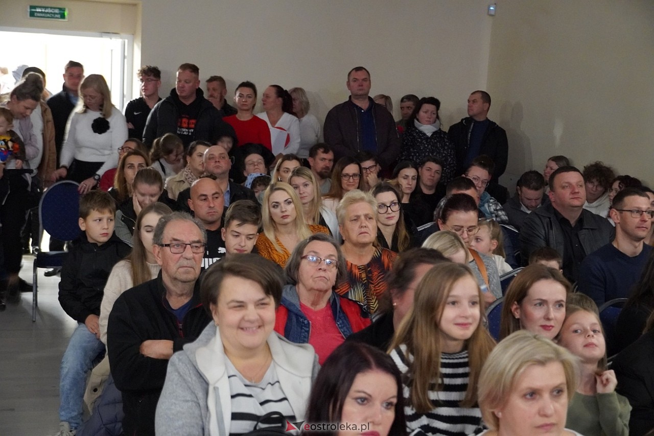 Koncert Charytatywny w Goworowie W dobrych ludziach wiele serc bije [25.10.2024] - zdjęcie #55 - eOstroleka.pl