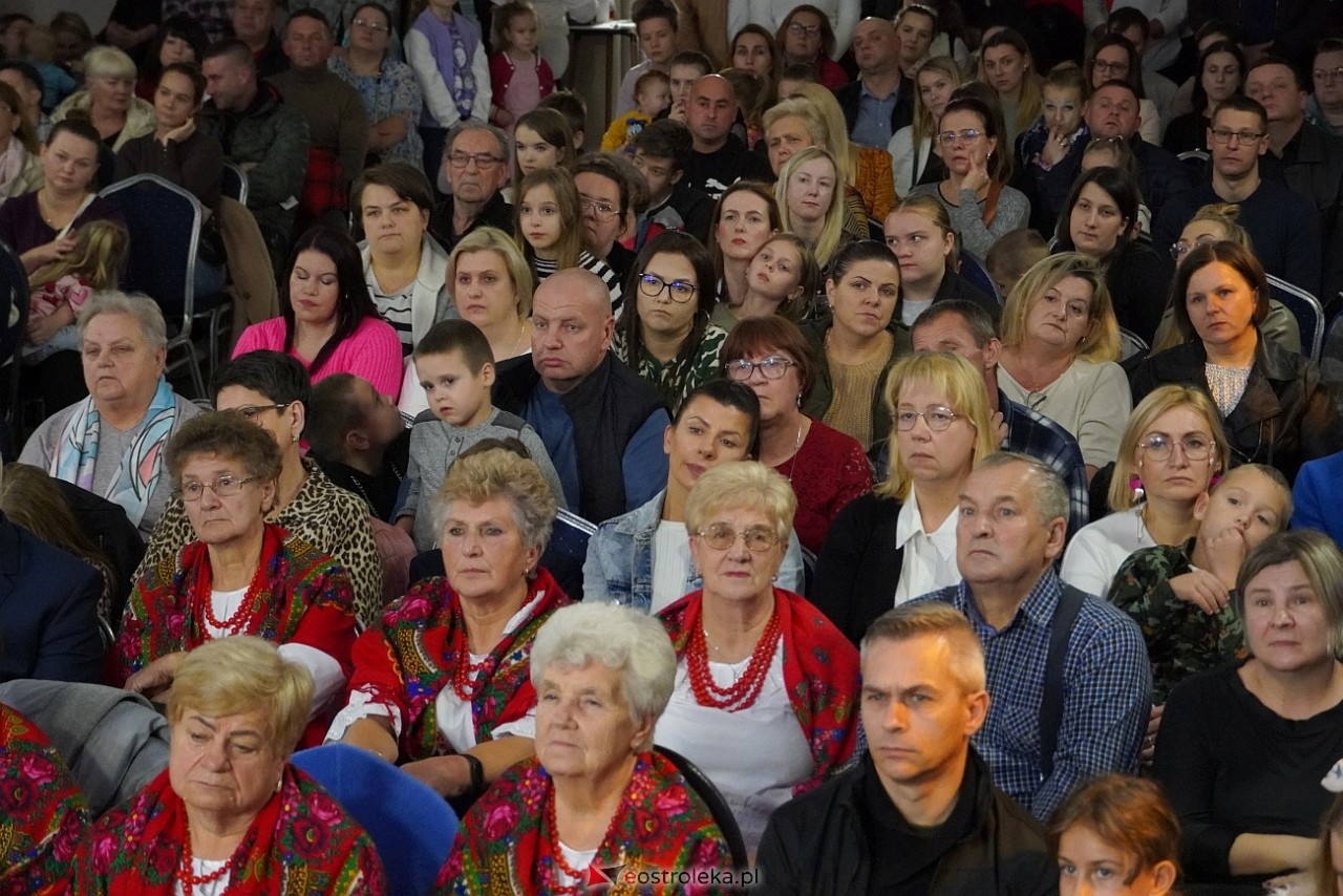 Koncert Charytatywny w Goworowie W dobrych ludziach wiele serc bije [25.10.2024] - zdjęcie #44 - eOstroleka.pl
