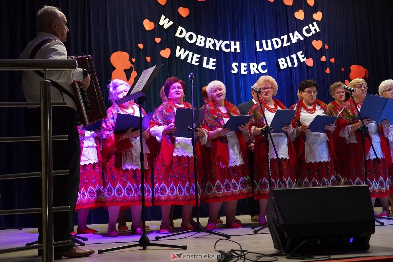 Koncert Charytatywny w Goworowie W dobrych ludziach wiele serc bije [25.10.2024] - zdjęcie #31 - eOstroleka.pl