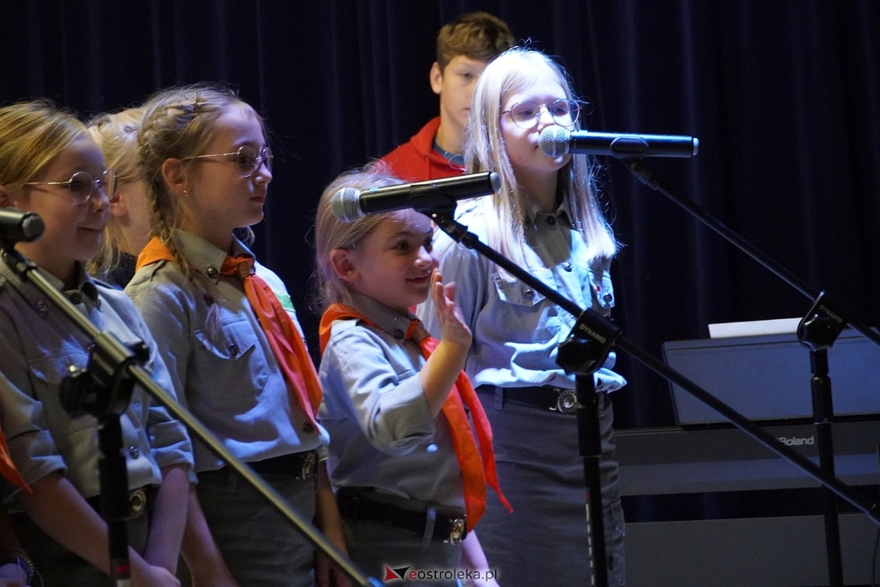 Koncert Charytatywny w Goworowie W dobrych ludziach wiele serc bije [25.10.2024] - zdjęcie #11 - eOstroleka.pl