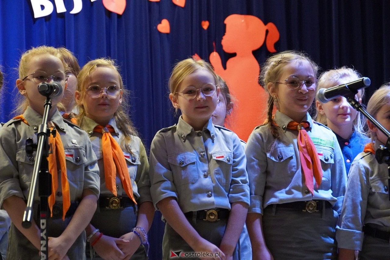 Koncert Charytatywny w Goworowie W dobrych ludziach wiele serc bije [25.10.2024] - zdjęcie #8 - eOstroleka.pl