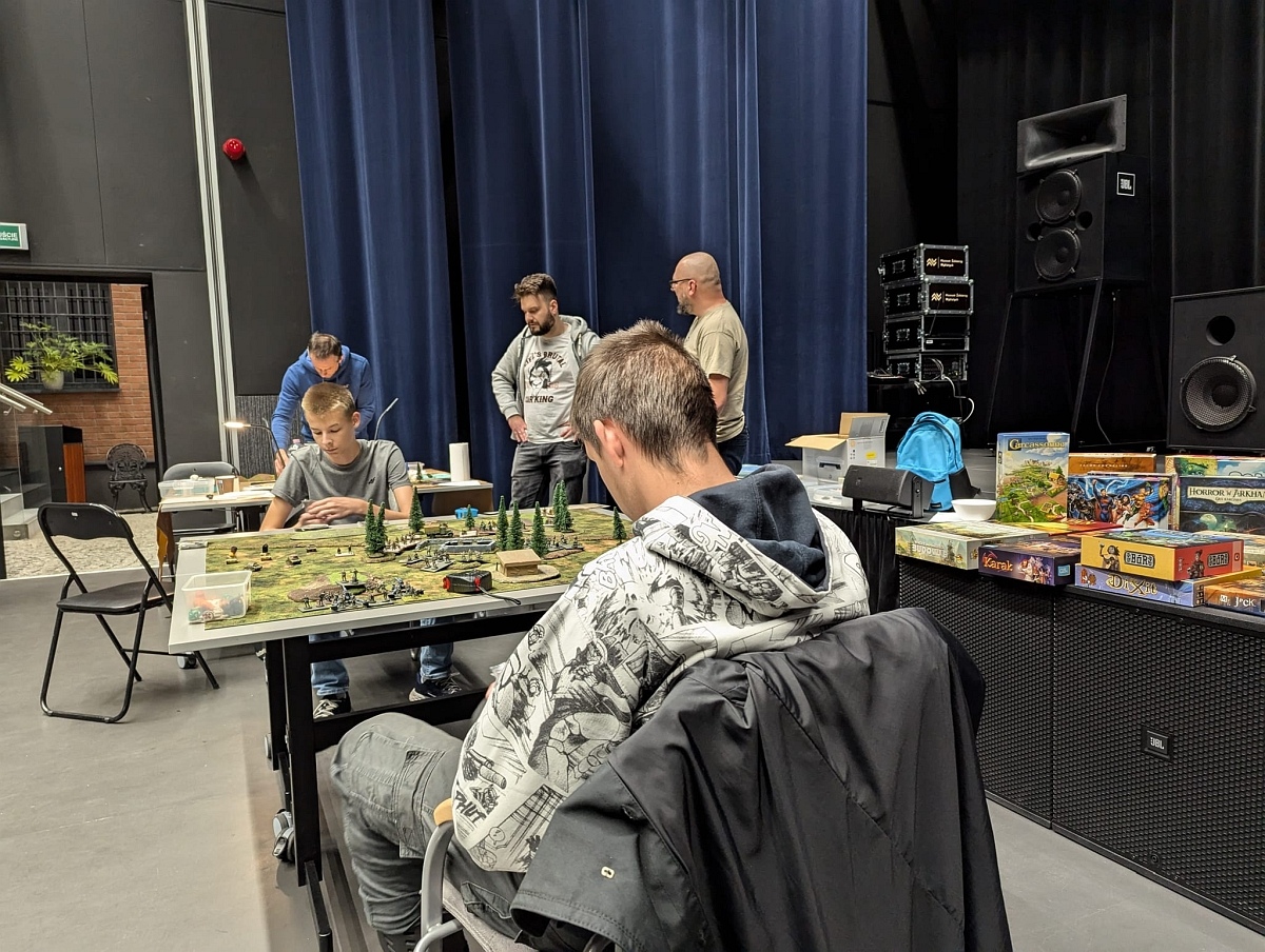 Nocne Granie w MŻW [25.10.2024] - zdjęcie #16 - eOstroleka.pl