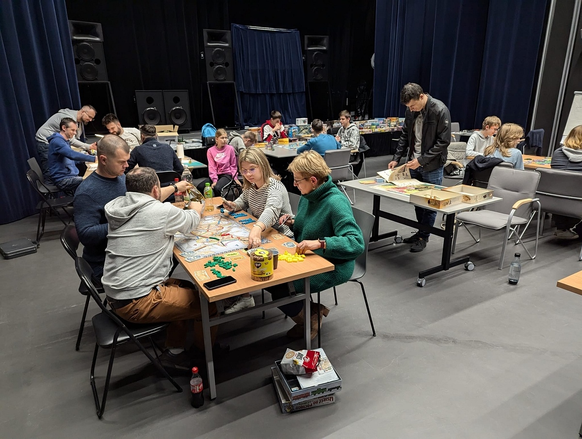 Nocne Granie w MŻW [25.10.2024] - zdjęcie #12 - eOstroleka.pl