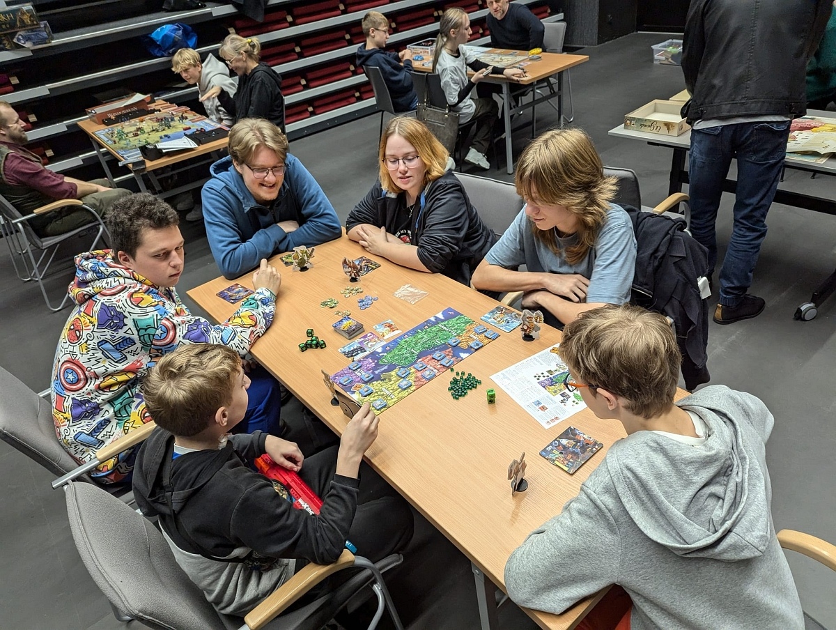 Nocne Granie w MŻW [25.10.2024] - zdjęcie #11 - eOstroleka.pl