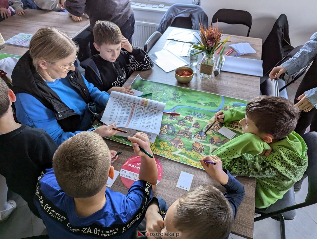 Festiwal Gier Międzypokoleniowych w Czerwinie [26.10.2024] - zdjęcie #29 - eOstroleka.pl
