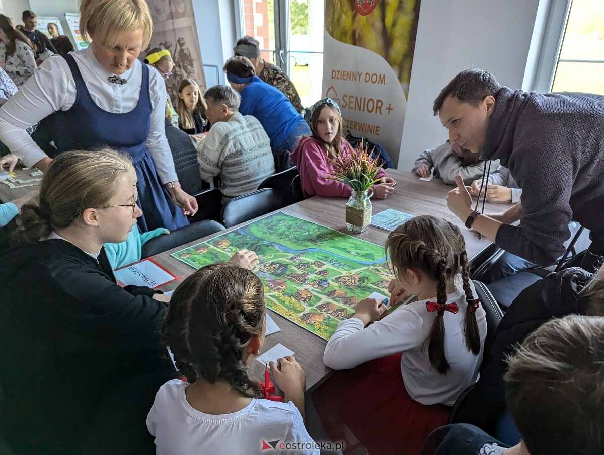 Festiwal Gier Międzypokoleniowych w Czerwinie [26.10.2024] - zdjęcie #27 - eOstroleka.pl
