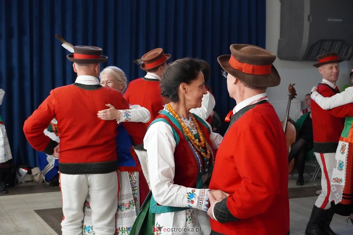 Rodzinna Rzeczpospolita Kurpiowska - koncert finałowy w Łysych [27.10.2024] - zdjęcie #13 - eOstroleka.pl