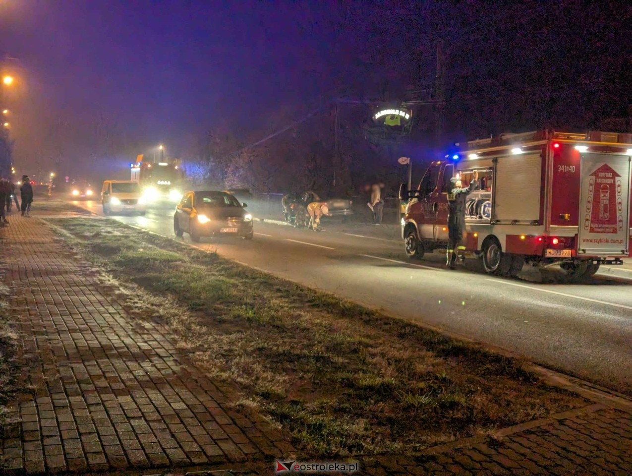 Wypadek na Słowackiego w Rzekuniu [27.10.2024] - zdjęcie #6 - eOstroleka.pl