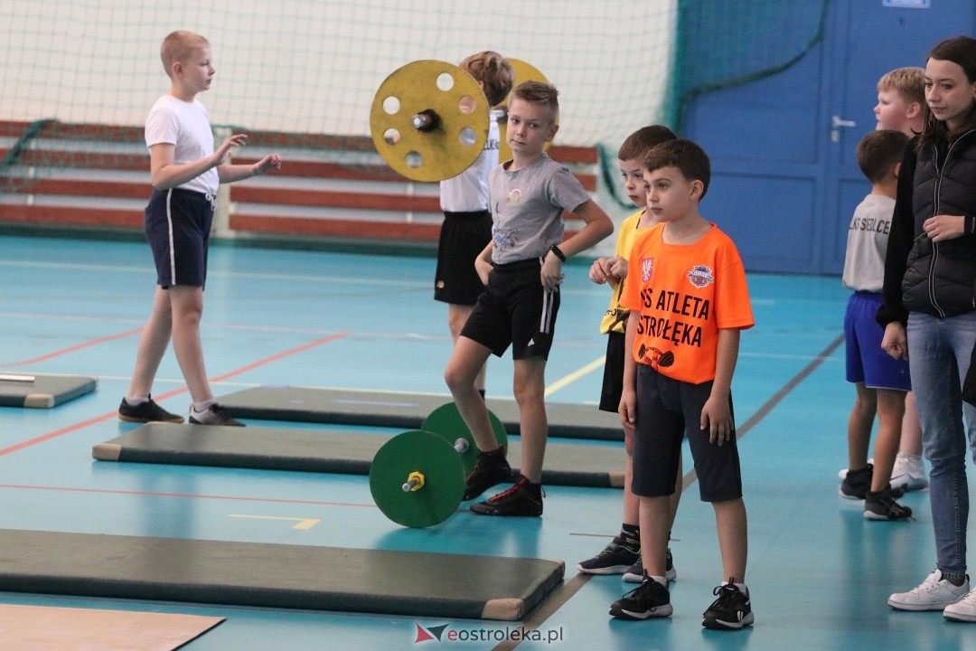 Wielobój atletyczny z UKS Atleta Ostrołęka [27.10.2024] - zdjęcie #51 - eOstroleka.pl