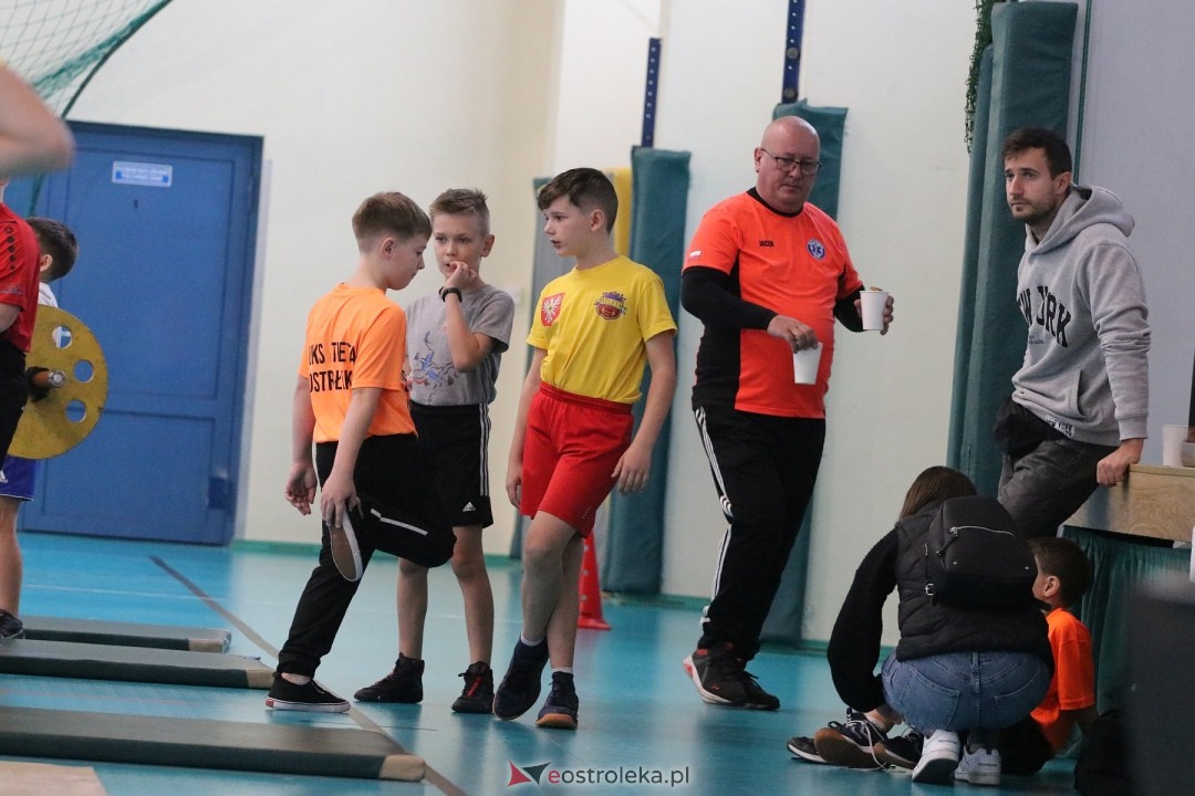 Wielobój atletyczny z UKS Atleta Ostrołęka [27.10.2024] - zdjęcie #31 - eOstroleka.pl