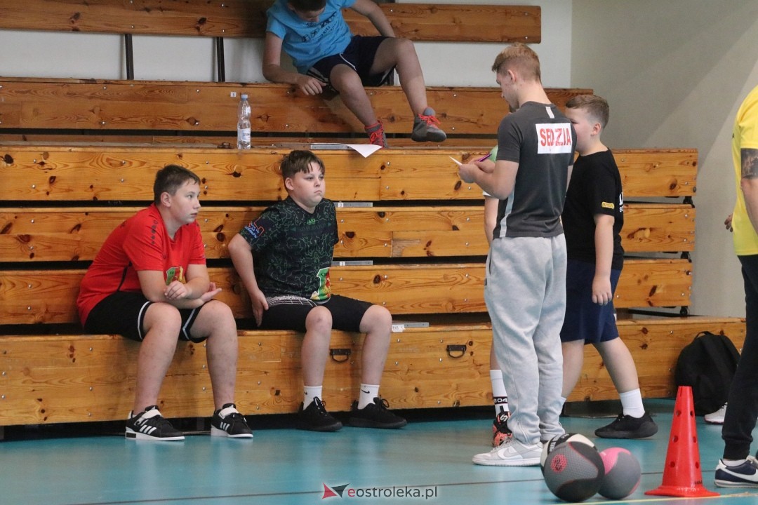 Wielobój atletyczny z UKS Atleta Ostrołęka [27.10.2024] - zdjęcie #4 - eOstroleka.pl