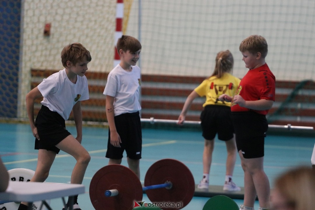 Wielobój atletyczny z UKS Atleta Ostrołęka [27.10.2024] - zdjęcie #1 - eOstroleka.pl