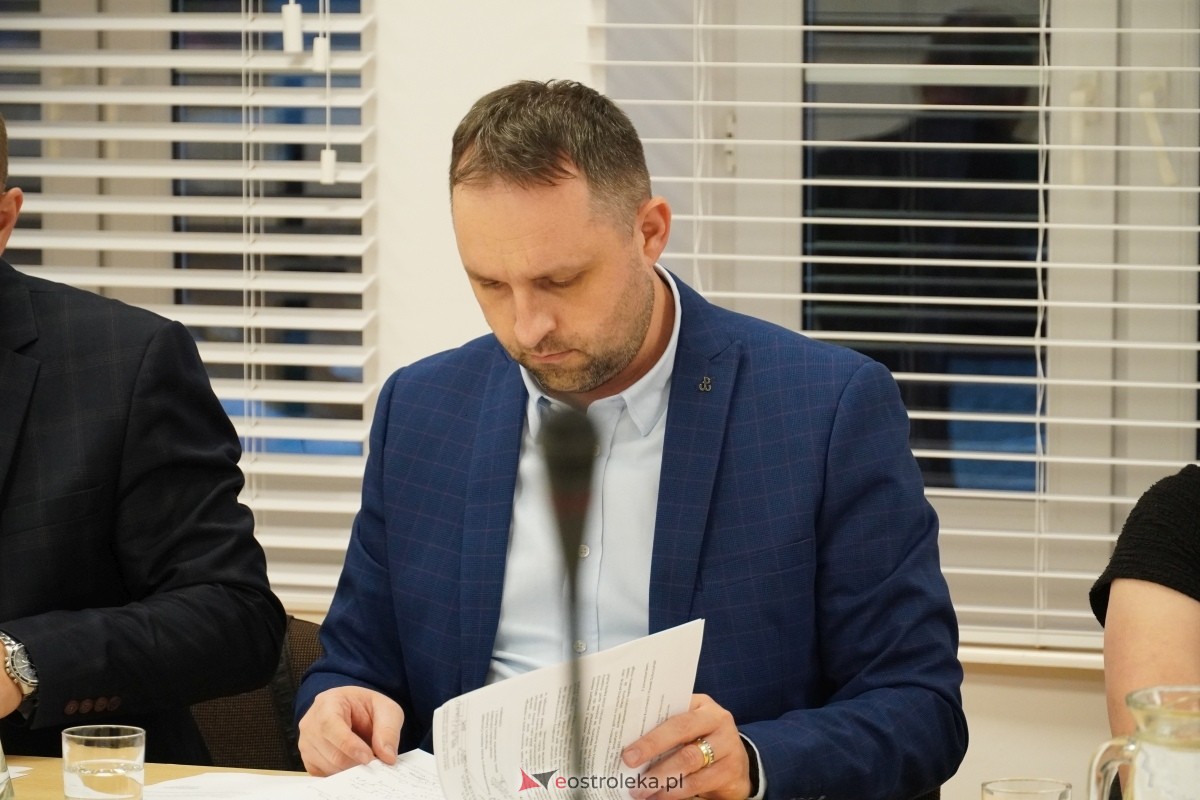 Sesja Rady Miasta Ostrołęki [28.10.2024] - zdjęcie #25 - eOstroleka.pl