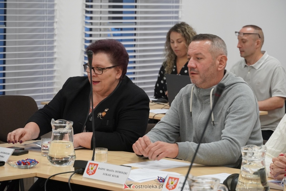 Sesja Rady Miasta Ostrołęki [28.10.2024] - zdjęcie #16 - eOstroleka.pl
