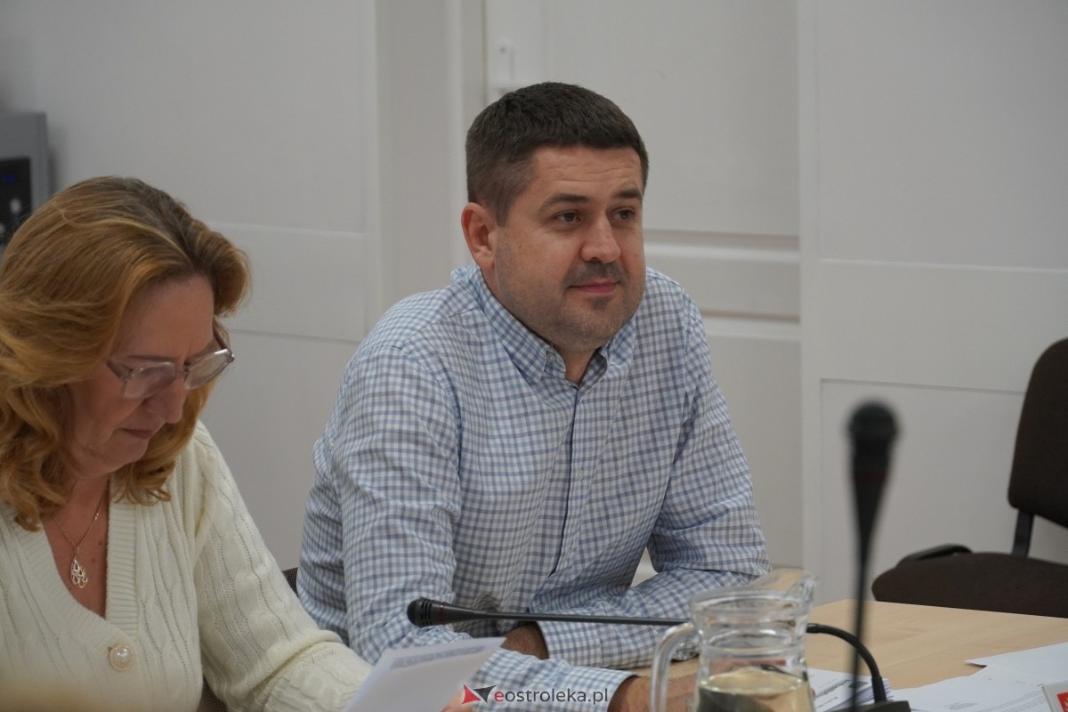 Sesja Rady Miasta Ostrołęki [28.10.2024] - zdjęcie #12 - eOstroleka.pl