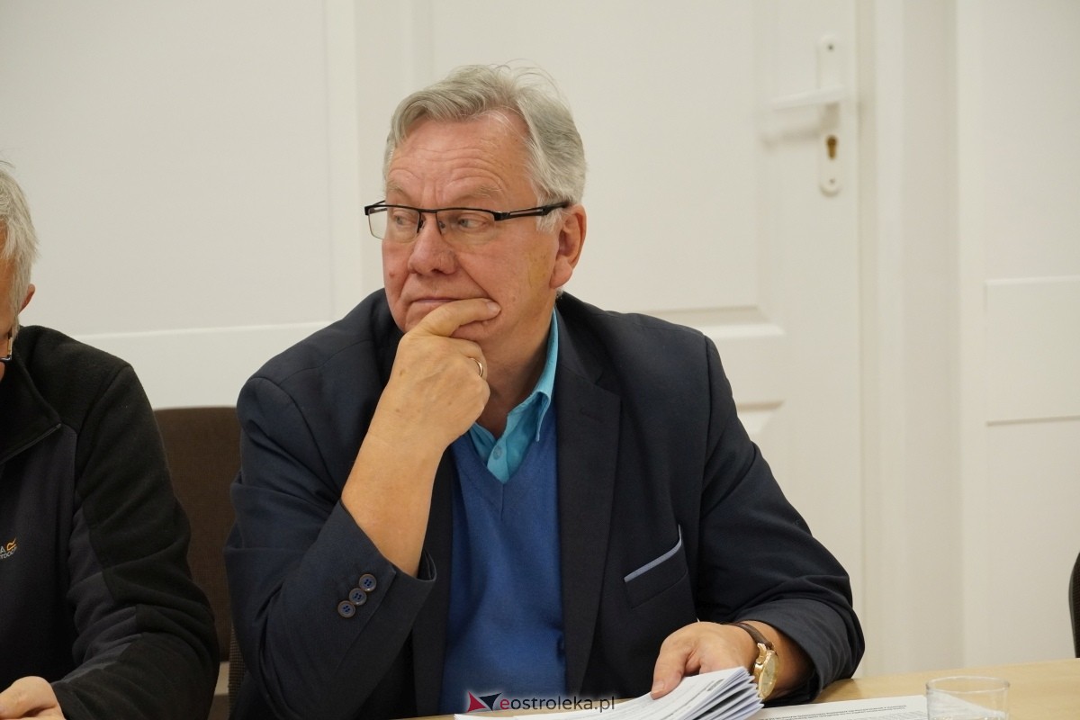 Sesja Rady Miasta Ostrołęki [28.10.2024] - zdjęcie #9 - eOstroleka.pl